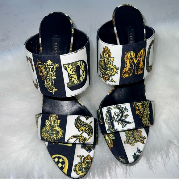 VERSACE BAROQUE TEXTILE SANDALS In GOLD and BLACK 40 - Picture 3 of 10